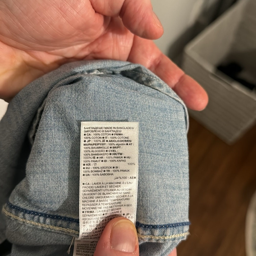 Worn once men’s denim button up shirt - Picture 5 of 5